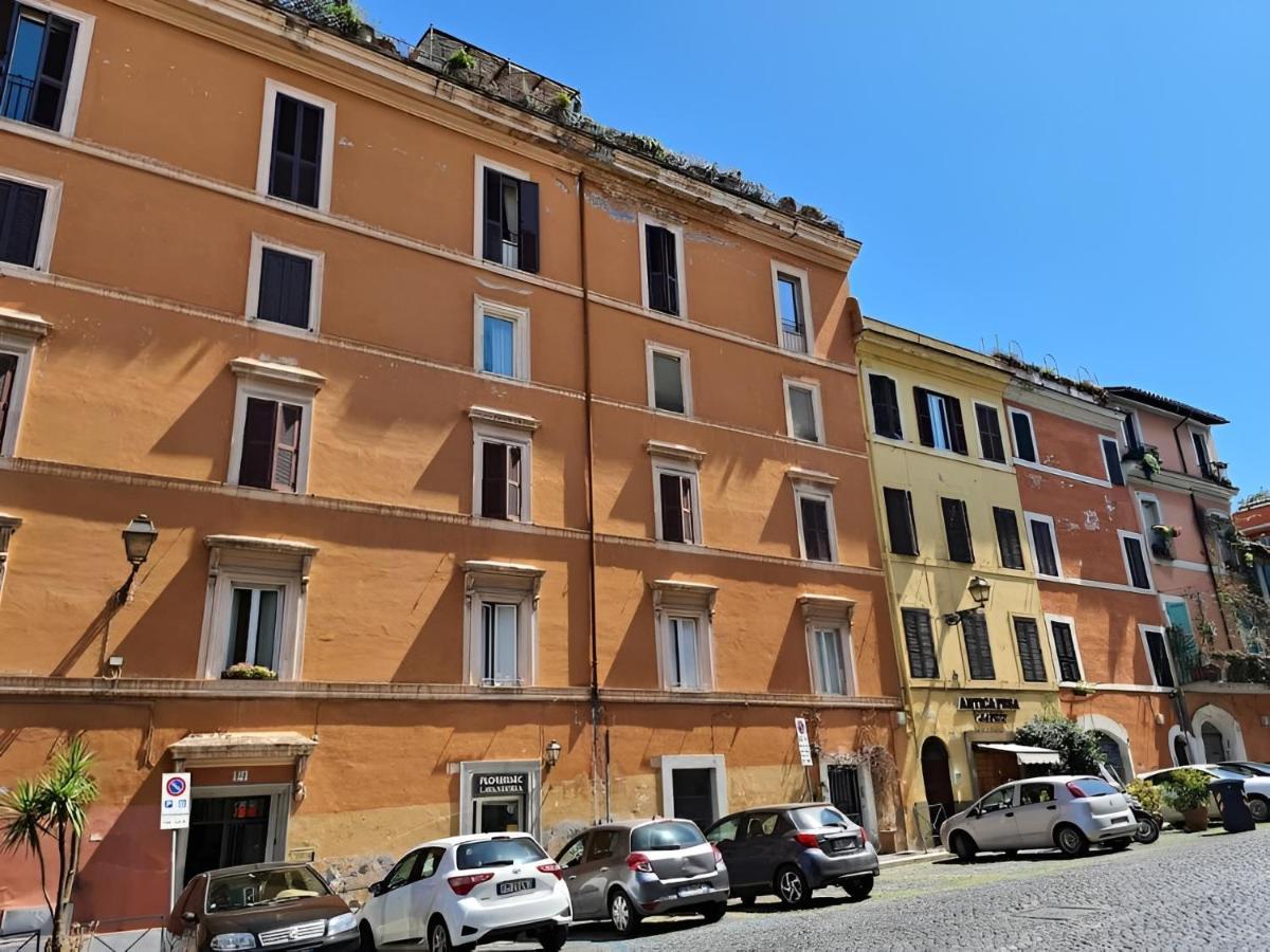 Giulia Apartment In Trastevere Roma Exterior foto