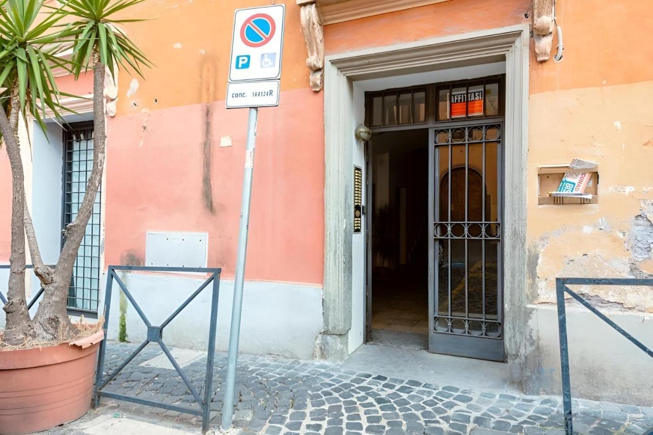 Giulia Apartment In Trastevere Roma Exterior foto